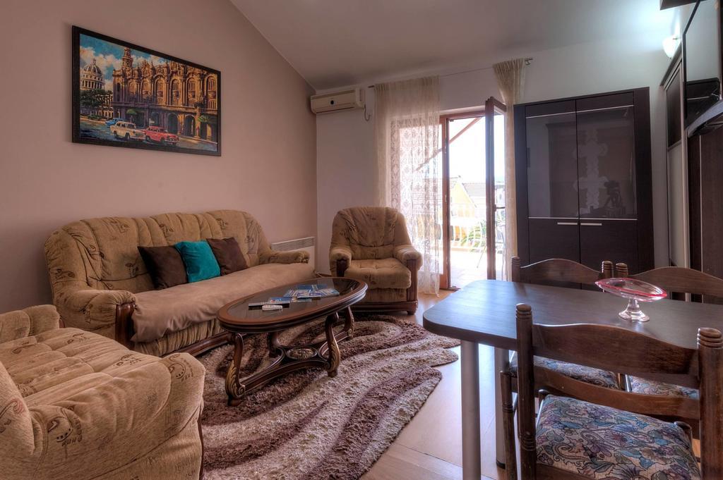 Wukovic Apartments Tivat Buitenkant foto