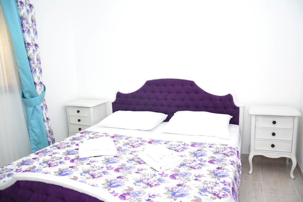 Wukovic Apartments Tivat Buitenkant foto