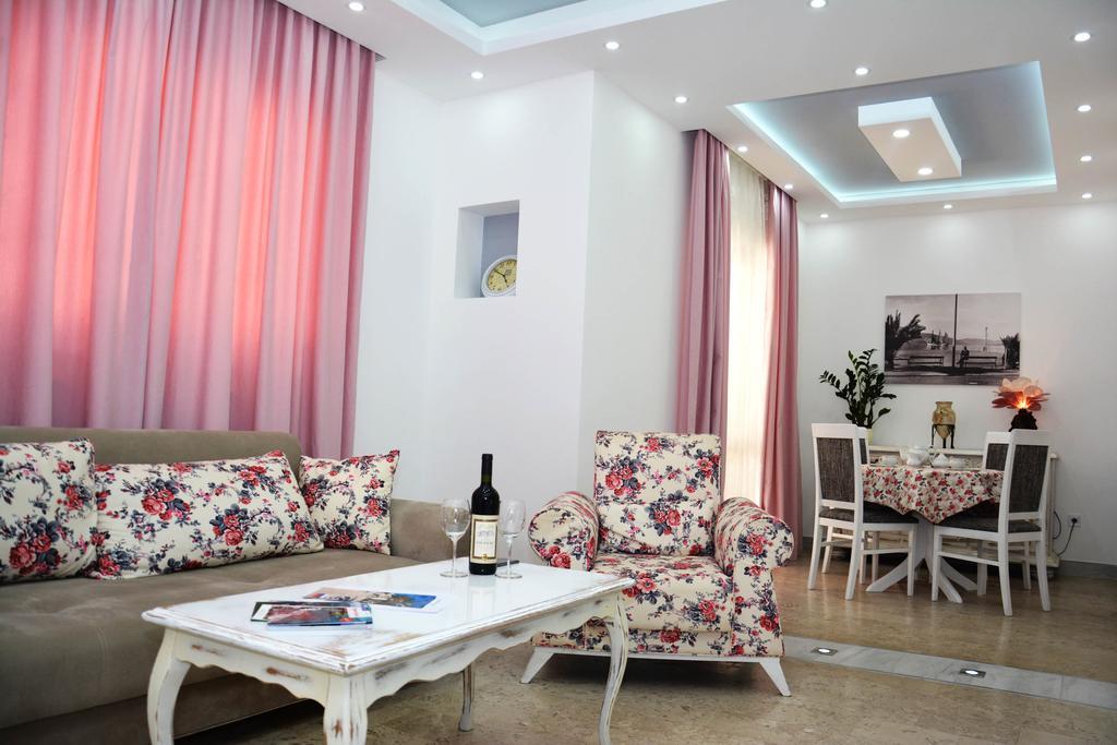 Wukovic Apartments Tivat Buitenkant foto