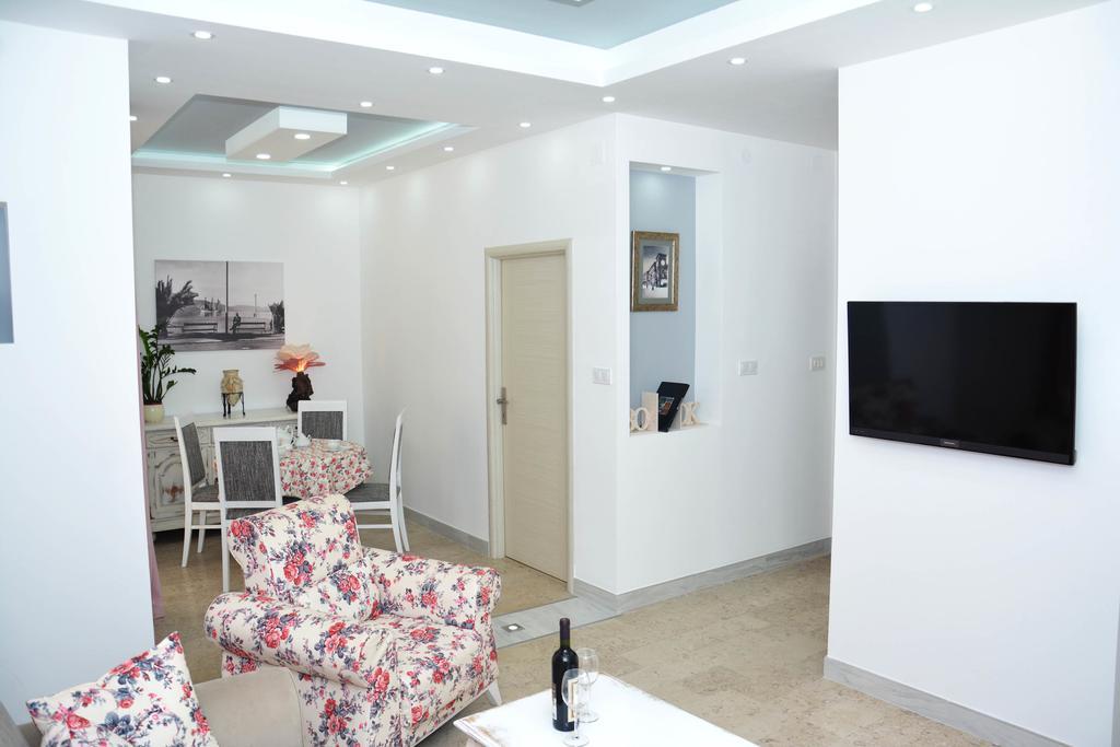 Wukovic Apartments Tivat Buitenkant foto
