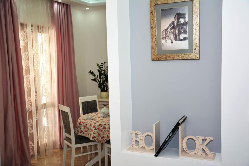 Wukovic Apartments Tivat Buitenkant foto