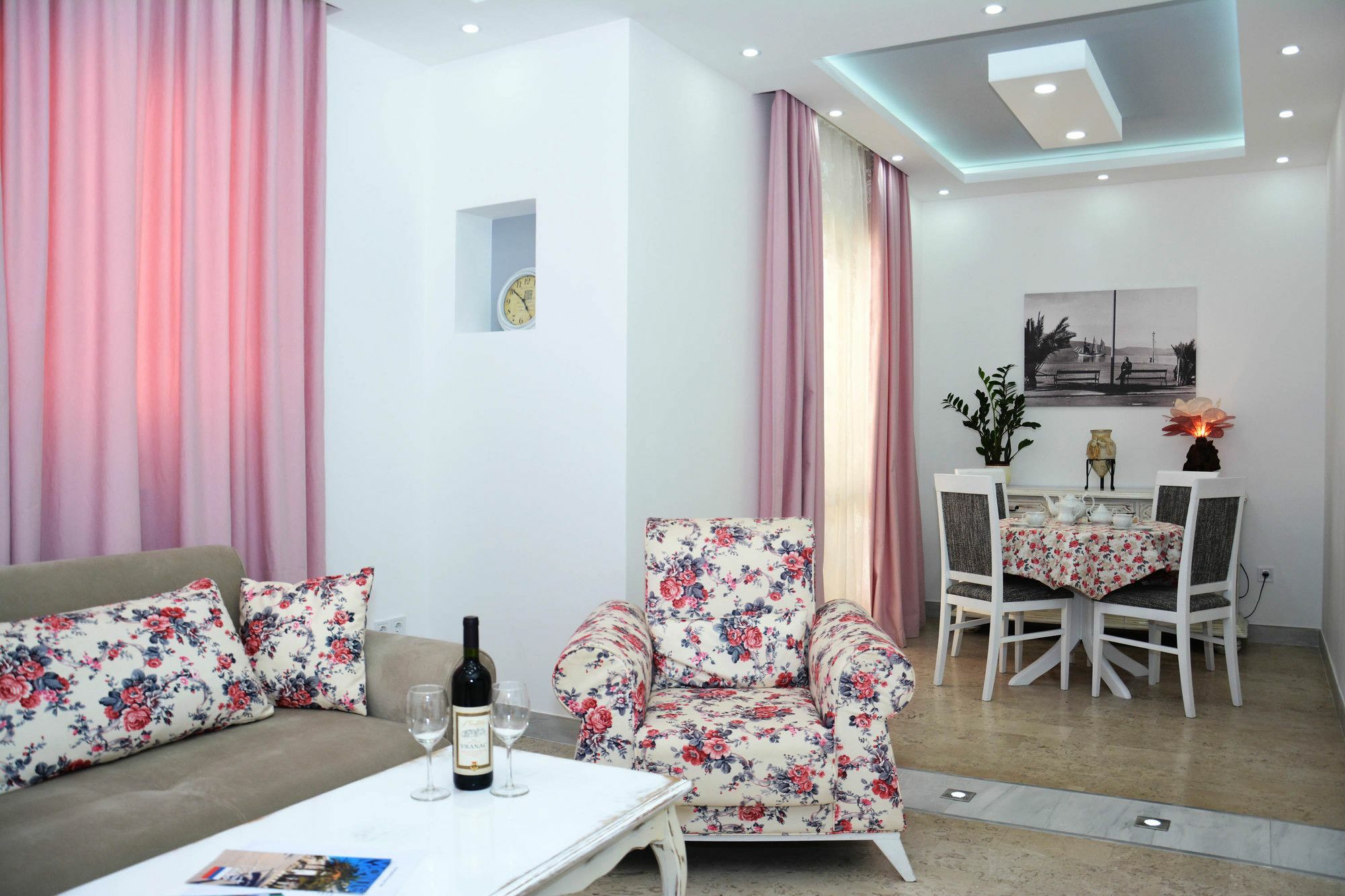 Wukovic Apartments Tivat Buitenkant foto