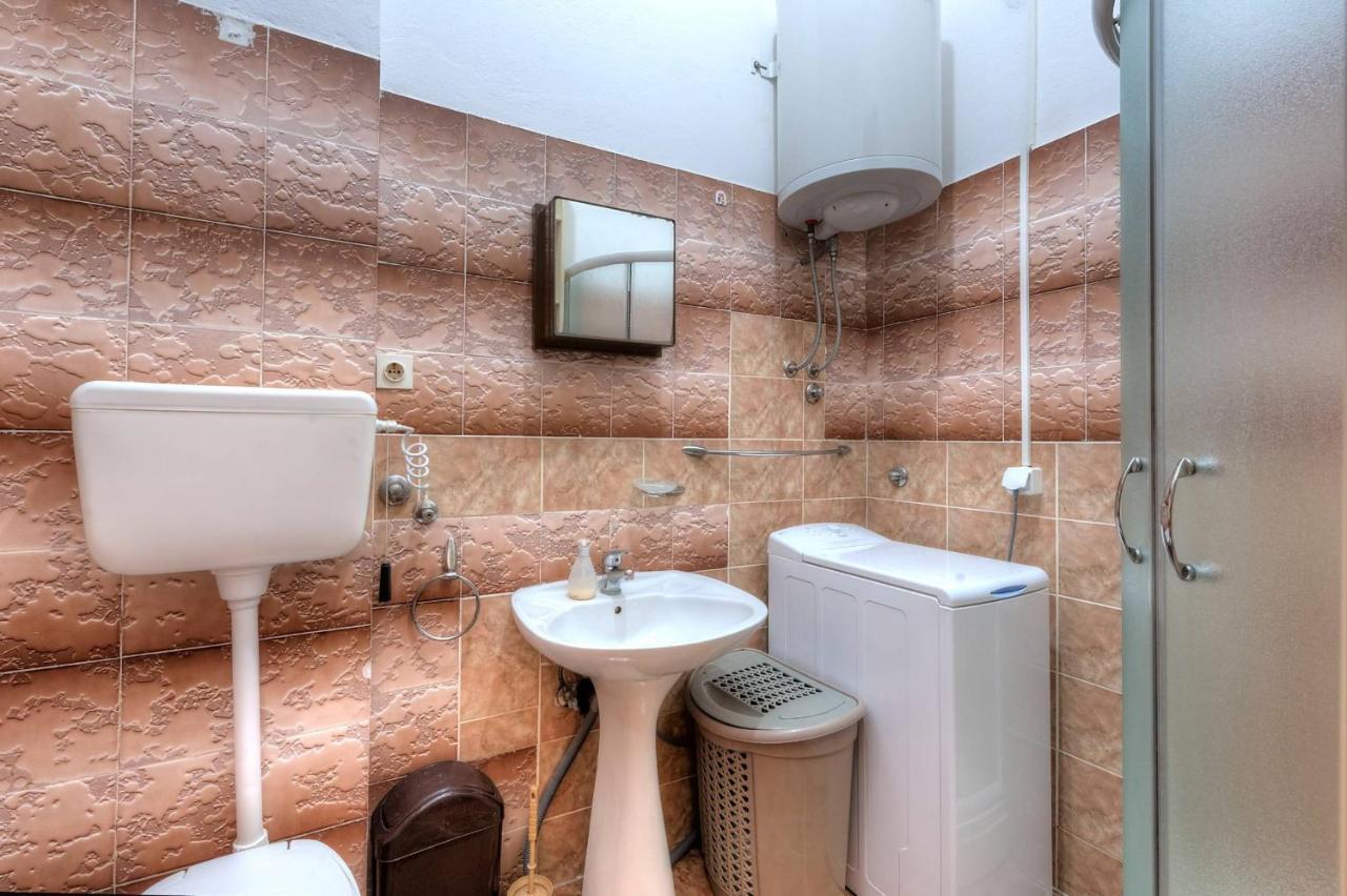 Wukovic Apartments Tivat Buitenkant foto