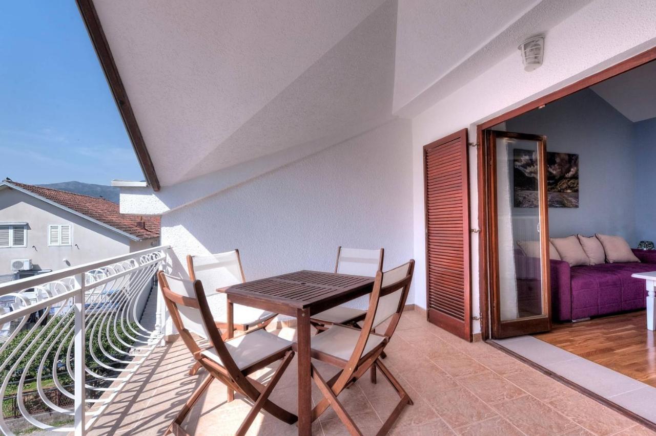 Wukovic Apartments Tivat Buitenkant foto