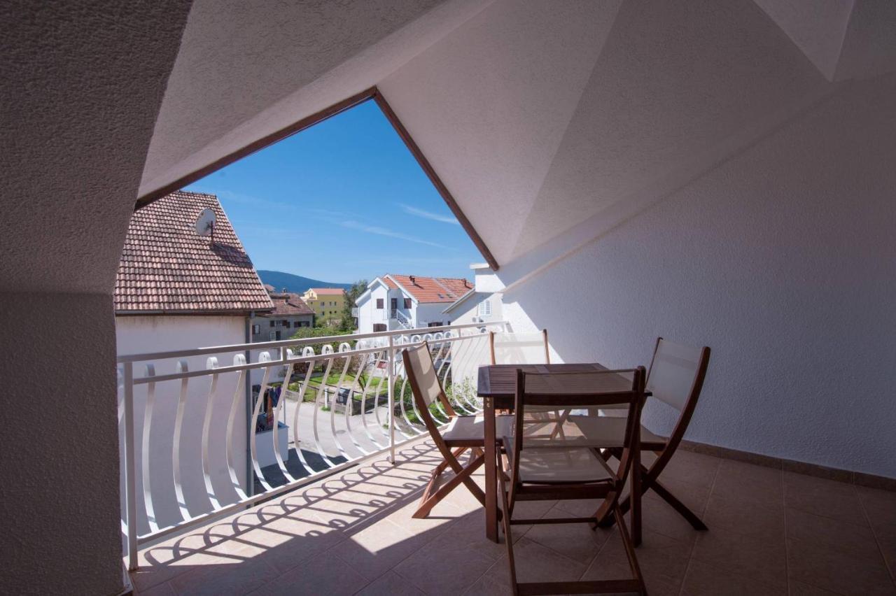 Wukovic Apartments Tivat Buitenkant foto