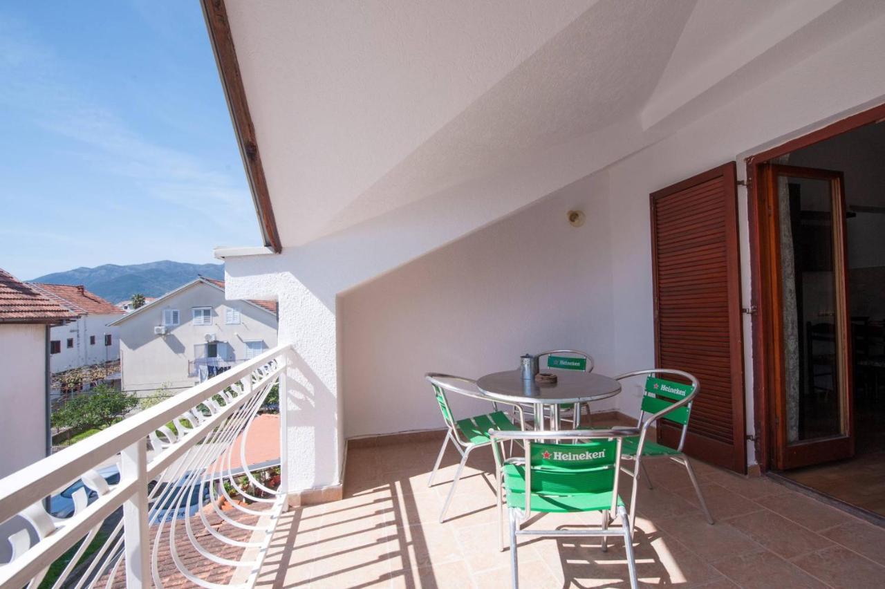 Wukovic Apartments Tivat Buitenkant foto