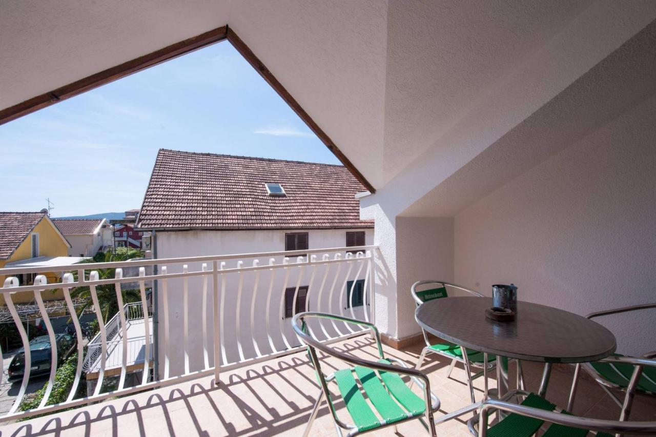 Wukovic Apartments Tivat Buitenkant foto